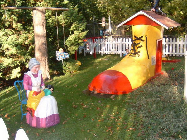 Deer Acres Storybook Amusement Park - From The Old Deer Acres Web Site Archive (newer photo)